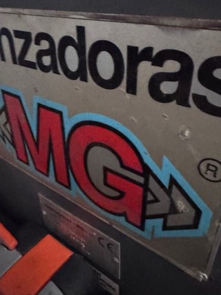 Sierra para hierro 380V