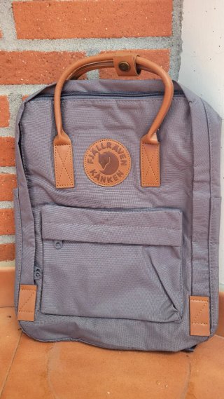 Mochila Fjallraven Kanken Gris y Marrón 32l