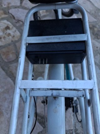Bicicleta Eléctrica Blanca