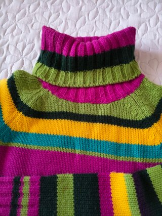 Jersey de lana multicolor cuello alto
