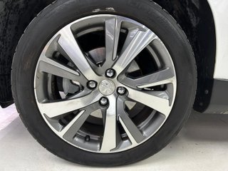 Peugeot 2008 ALLURE 1.6 BLUEHDI 120 2016