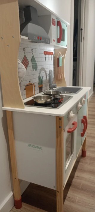 Cocinita infantil de madera