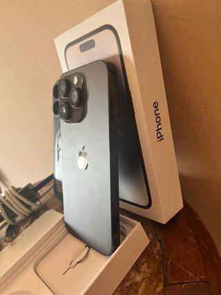 iPhone 14 Pro Negro + Accesorios