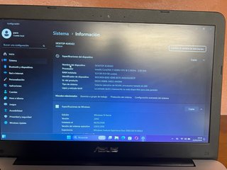 Asus i7 12GB RAM Plata/Negro