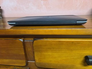 Asus i7 12GB RAM Plata/Negro