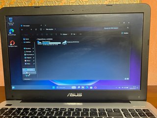 Asus i7 12GB RAM Plata/Negro