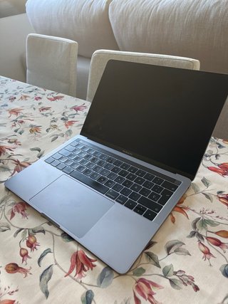 MacBook Pro 13”- 2017 plateado