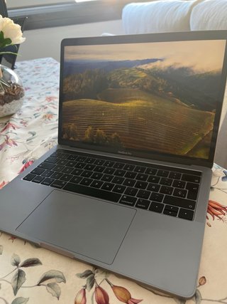 MacBook Pro 13”- 2017 plateado