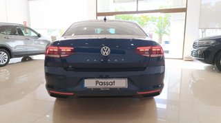 Volkswagen Passat Executive 2.0TDI 150CV DSG