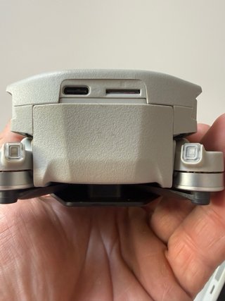DJI Mini 3 Pro + Mando DJI RC + 3 Baterías