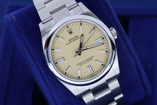 Rolex Oyster Perpetual 126000 36mm