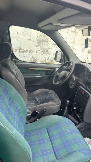 Peugeot Partner 1999