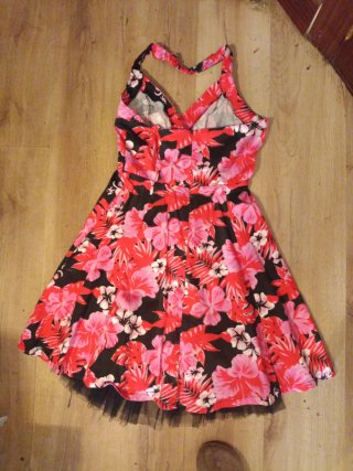 Vestido floral invitada