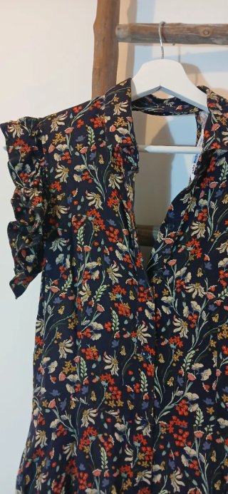 Vestido corto estampado flores