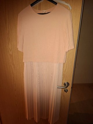 Vestido Zara rosa plisado talla M