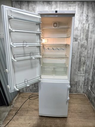 Frigorífico Liebherr Combi clase A 200x60cm garant