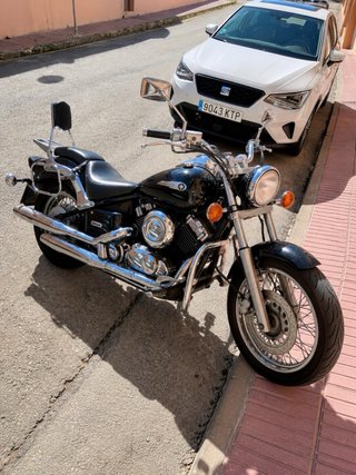 Yamaha DragStar 2005 - Moto Cruiser