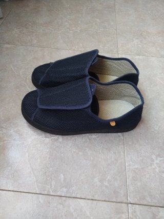 Zapatillas ancho especial 43 nuevas