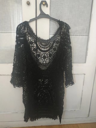 Vestido de playa negro crochet