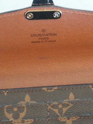Cartera Louis Vuitton Marrón y Dorada