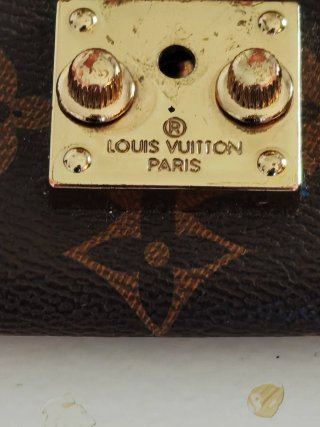 Cartera Louis Vuitton Marrón y Dorada
