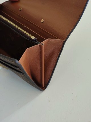 Cartera Louis Vuitton Marrón y Dorada