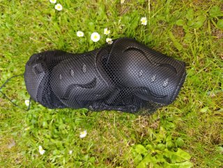 Patines en línea mujer talla40.Coderas+ rodilleras