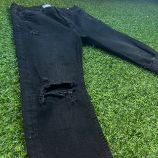 Pantalón Bershka Super Skinny Roto Negro