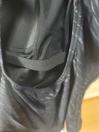 Bañador deportivo negro