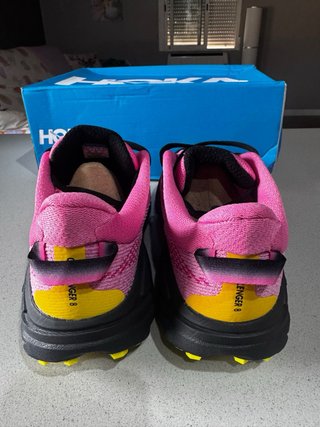 Hoka Challenger 8 Mujer Rosa/Amarillo