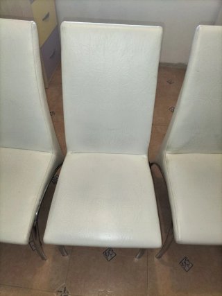Juego de 4 Sillas Piel Blancas