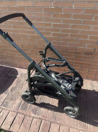 Trío Bebé Inglesina: Silla, Capazo y Grupo 0
