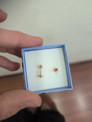 Pendientes Oro Cuadrados Pequeños Coral