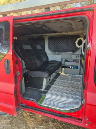 Opel Vivaro 2.5 cdti 150cv camper