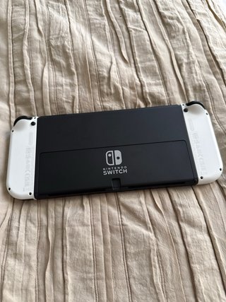 Nintendo Switch OLED Blanca + Animal Crossing