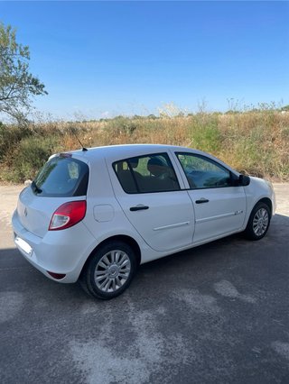 Renault Clio 2010