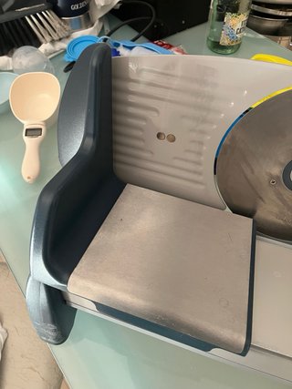 Cortador de fiambres eléctrico Demijka