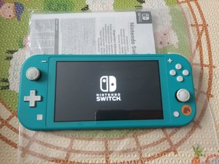 Nintendo Switch Lite Edizione Animal Crossing