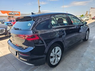 Volkswagen Golf 1.5 eTSI 150CV ECO