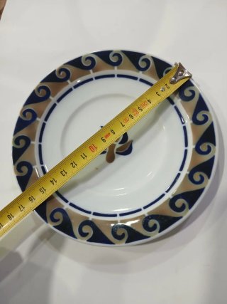 Plato Sargadelos azul, marrón y blanco