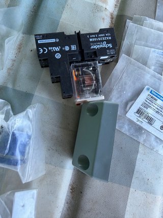 Lote finales de carrera Telemecanique ZCT21P16
