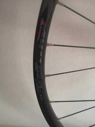 Rueda MTB Gurpil 29 Buje Shimano Center Lock