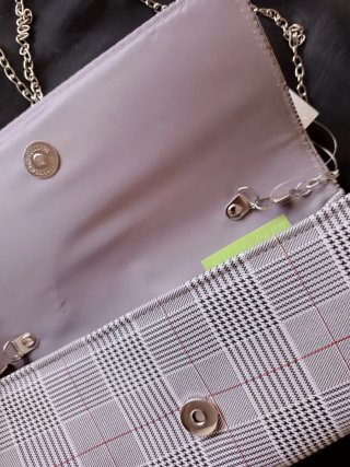 Bolso de mano Mia Vita cuadros gris y rojo