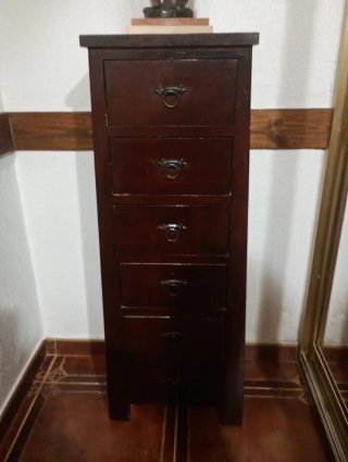 Mueble cajonera de madera