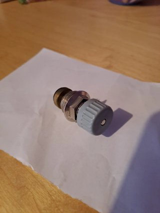 Grifo di scarico per caldaia Vaillant modello VCW