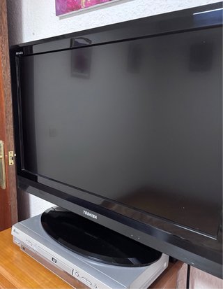 Televisor Toshiba 32 Negro y Plata