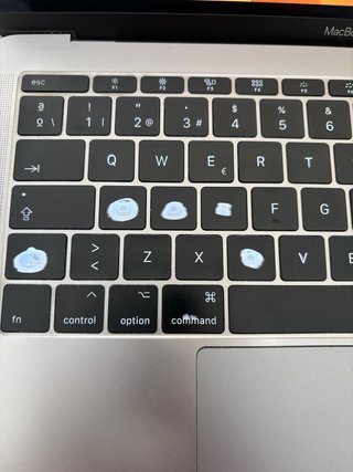 MacBook Pro 2017 13”. BATERÍA NUEVA 0 CICLOS