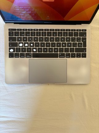 MacBook Pro 2017 13”. BATERÍA NUEVA 0 CICLOS