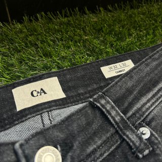 Pantalón vaquero C&A negro roto