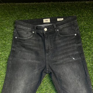 Pantalón vaquero C&A negro roto